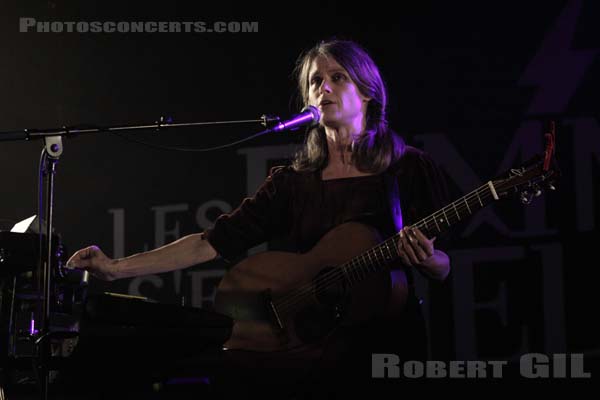 JUANA MOLINA - 2009-04-20 - PARIS - La Maroquinerie - 